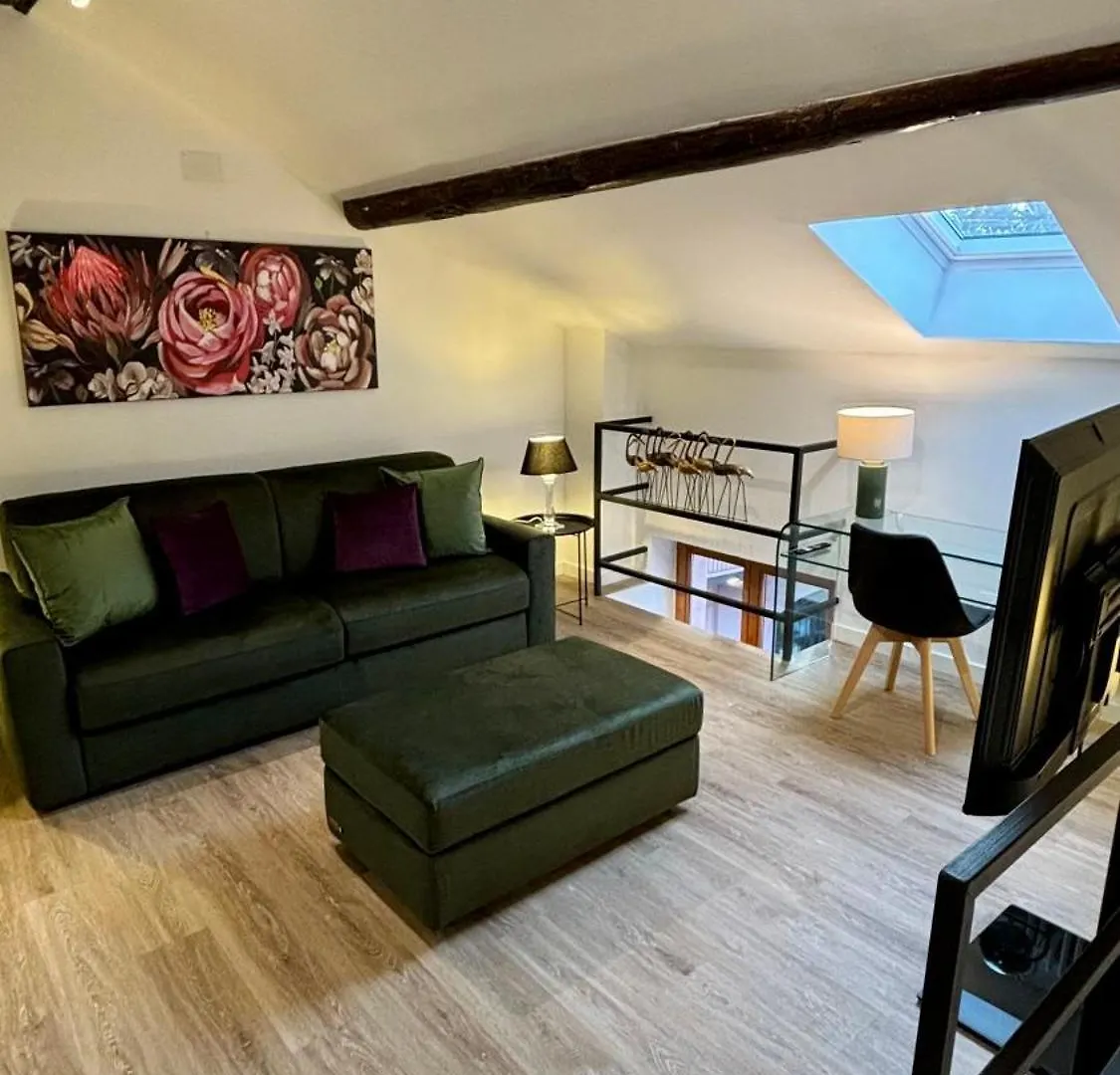 Magnolia House Apartman Milánó Olaszország
